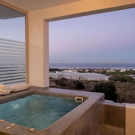 Villa Makrilis By The Collector *