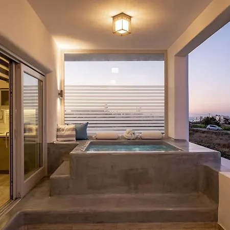 Villa Makrilis By The Collector